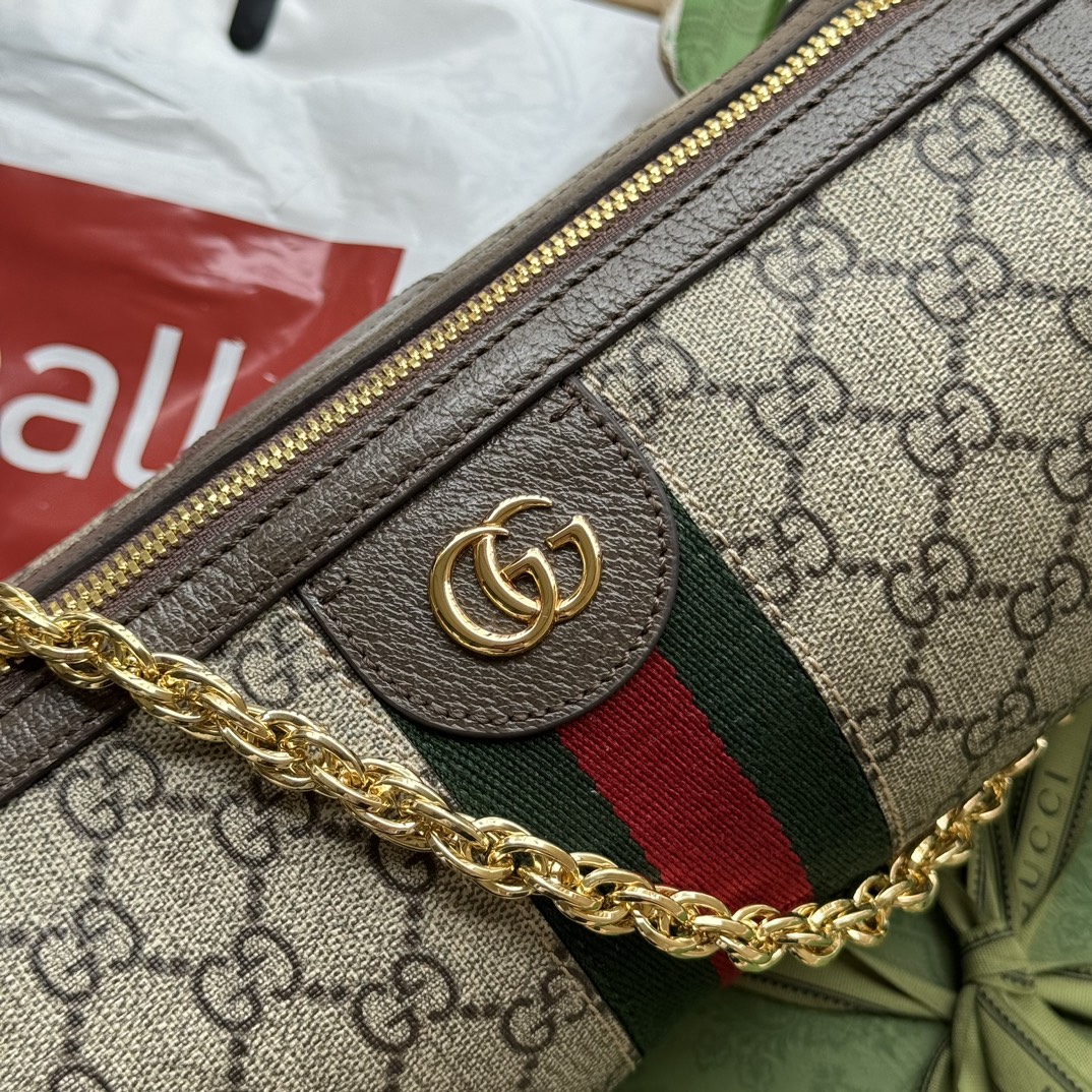 Gucci Round Bags